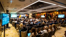 Király Júlia, Farkas Ádám, Steigervald Krisztián a Portfolio konferenciáján 2 hét múlva!