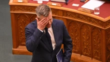Magyar Péter már Ursula von der Leyenéknek sem hisz: az Európai Bizottság sem tudja, miről beszél a magyar miniszterelnök – "Szerencsére én látom a jelentéseket"