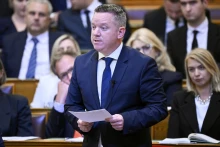 Átvilágítják a Pintér-korszakot: Pósfai Gábor a feljelentésekről és a bérrendezésről is beszélt