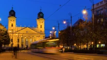 Bezárás helyett több mint két hónap után újraindulhat a debreceni gyár