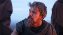 Christopher Nolan nem vacakolt, simán bedobta Matt Damont a viharos óceán közepére csak azért, hogy hihető legyen az Odüsszeia egyik jelenete