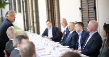 Kiderült, ki szivárogtatott a sajtónak az Orbán-kormány köreiből