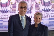 „Nem én vagyok Fásy Ádám felesége!” – rögzítette a Tisza Párt politikusa