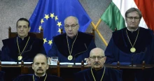 A Fidesz szerint skandalum, hogy az általuk kinevezett alkotmánybírók helyére újak érkeznek