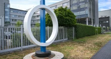 A közmédia nem tudta megválaszolni, miként kerülhetett adásba kedves igazgatóként a pedofil Vásárhelyi János, de lett következménye az esetnek