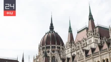 Az ügynökaktákról és az Alkotmánybíróság új tagjairól is dönt a parlament a jövő héten