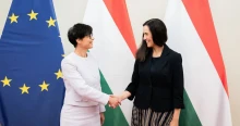 Az uniós bővítés menetrendjéről tárgyalt Budapesten Orbán Anita és Marta Kos