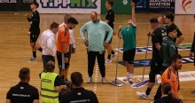 Beázott a csarnok, félbe kellett szakítani a Fradi meccsét