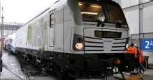 Mégis jöhetnek a Siemens mozdonyai?