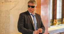 Napi három pelenka, bűz, vizeletszag - megdöbbendő állapotok a budafoki szociális intézményben, sokkoló videót tett közzé Kátai-Németh Vilmos