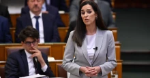 Zelenszkijnek is szóló üzenet a tíz orosz „diplomata” kiutasítása