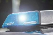Nagy baleset volt Budapesten, egy kisbusz a levegőben pörgött