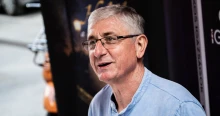 Gyurcsány Ferenc egy szabadversben megadta a végső választ a világmindenségre, meg mindenre