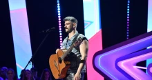 Kilenc évig küzdött egy újabb esélyért - A korábbi x-faktoros bronzérmes Gulyás Roland a Megasztár színpadán tér vissza