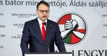 Megnevezte a Fidesz a nemzetközi körözés alatt álló politikust, akinek ügye miatt házkutatást tartottak az Alapjogokért Központnál